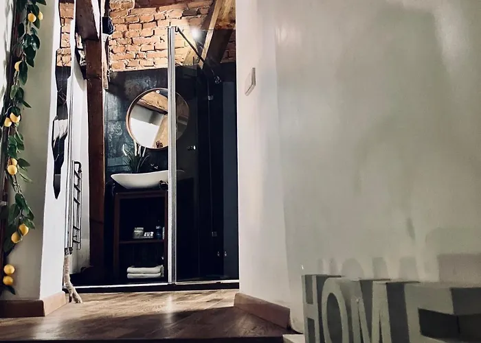 Square In Old Lägenhet Riga